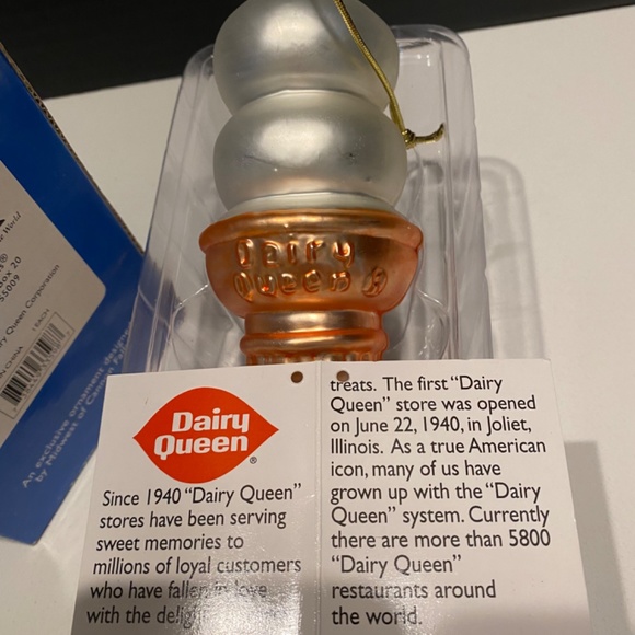 Dairy Queen - DQ - Rare - 1999 Ice Cream Cone - GLASS ORNAMENT - CHRISTMAS - Picture 8 of 8